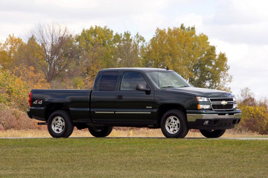  Chevrolet Silverado Hybrid 2004 года  (фото 22 из 24)